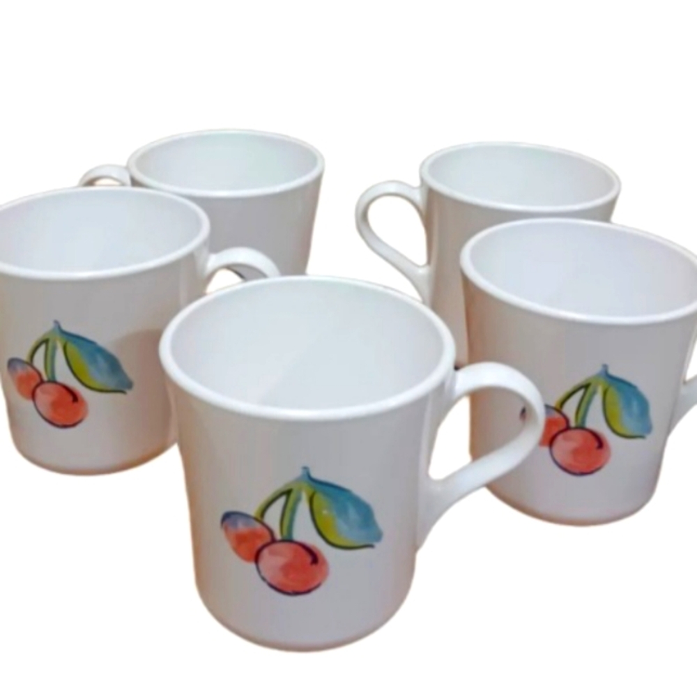 Corelle FRUIT BASKET Cup Mugs Coffee Tea Cherry  Apple Milk Glass EUC 5 CORNING